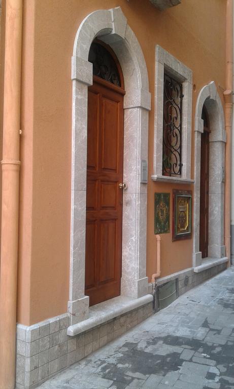 Casa Antico Borgo Cuseni Apartment Таормина Стая снимка