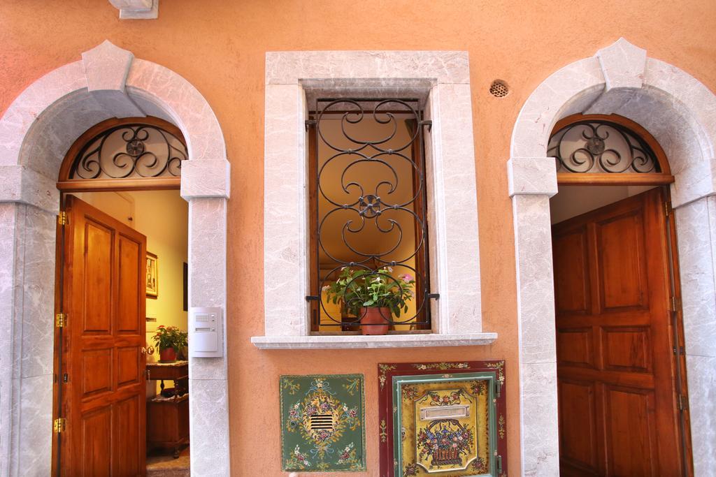 Casa Antico Borgo Cuseni Apartment Таормина Екстериор снимка